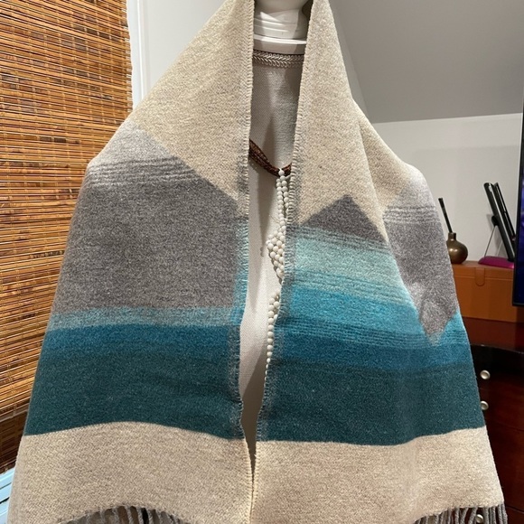 BIG SCARF - Picture 2 of 5